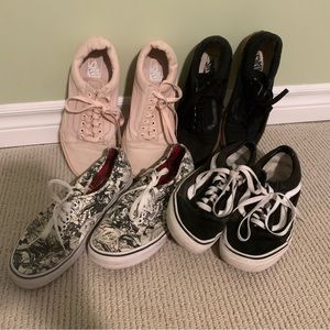 VANS SHOE LOT! 4 PAIRS! ALL ARE SIZE MENS 7.5 or WOMANS 9